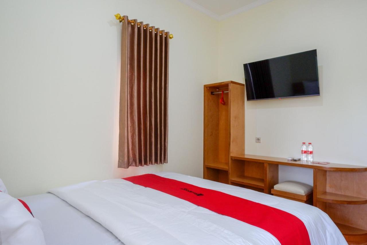Reddoorz Near Rita Supermall Purwokerto 2 ภายนอก รูปภาพ