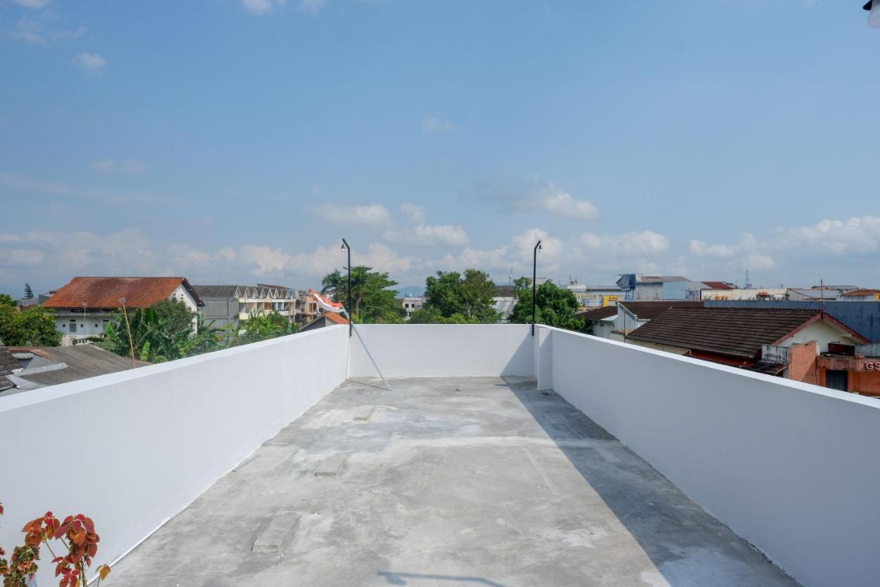 Reddoorz Near Rita Supermall Purwokerto 2 ภายนอก รูปภาพ
