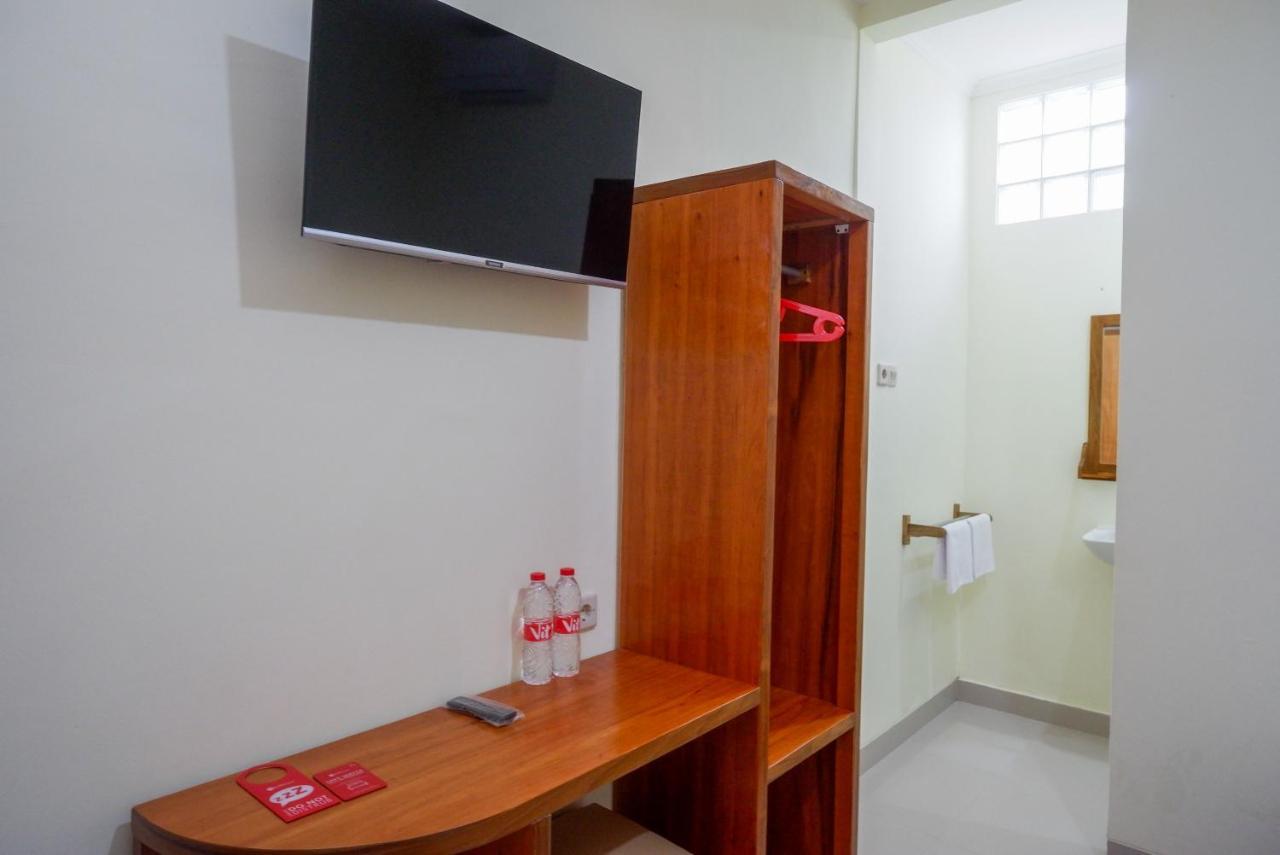 Reddoorz Near Rita Supermall Purwokerto 2 ภายนอก รูปภาพ