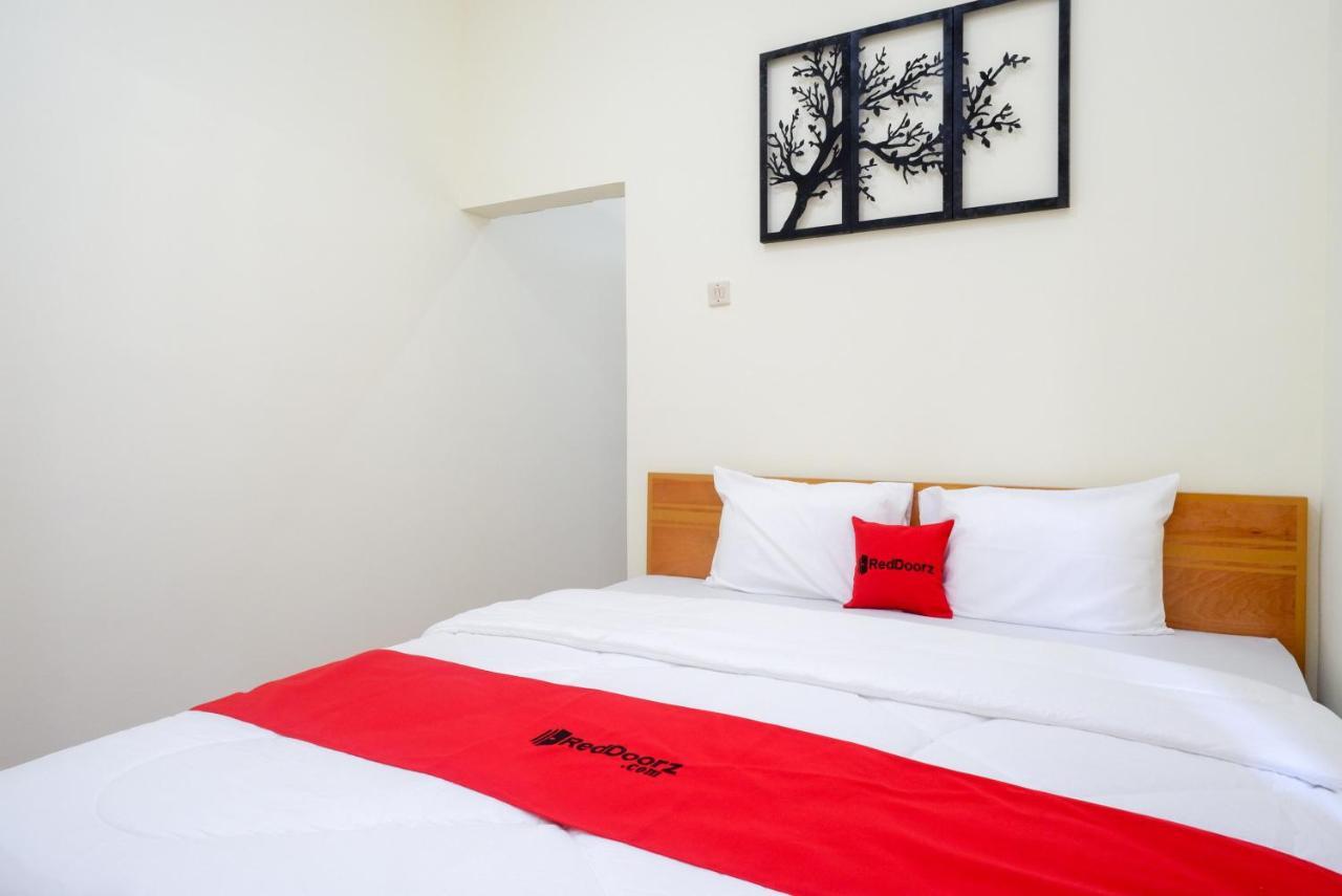Reddoorz Near Rita Supermall Purwokerto 2 ภายนอก รูปภาพ