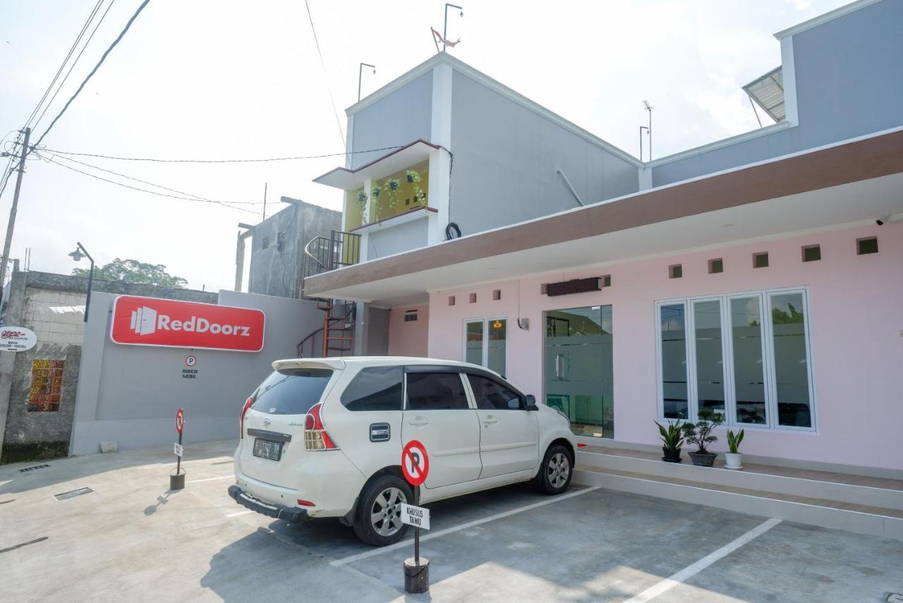 Reddoorz Near Rita Supermall Purwokerto 2 ภายนอก รูปภาพ
