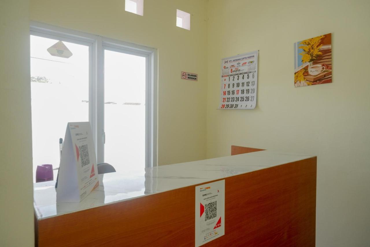 Reddoorz Near Rita Supermall Purwokerto 2 ภายนอก รูปภาพ