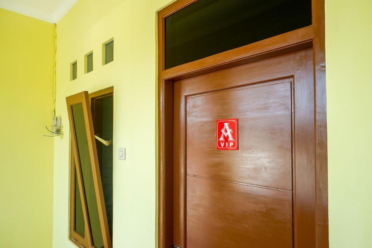 Reddoorz Near Rita Supermall Purwokerto 2 ภายนอก รูปภาพ
